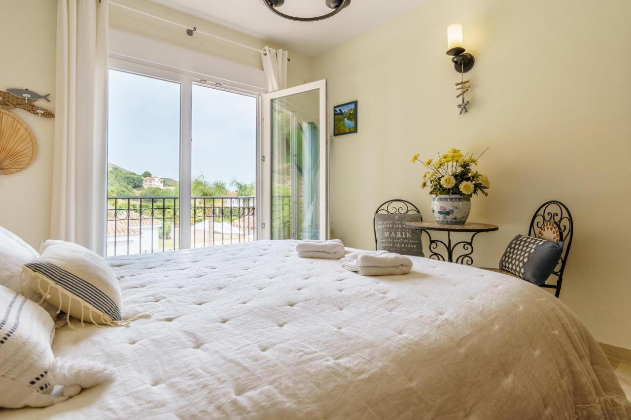 מיחאס Villa Mirador De Valtocado מראה חיצוני תמונה